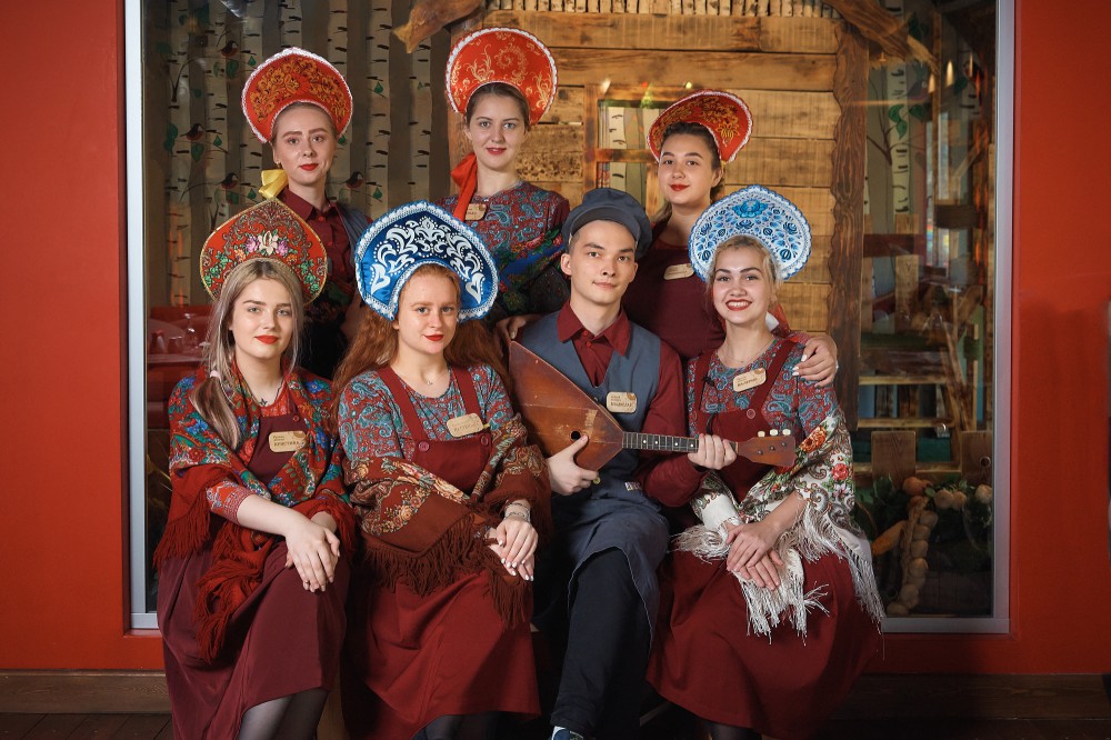 Ресторан русской кухни «Гусь Карась» приглашает вас в свой гостеприимный дом!